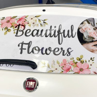 Adesivo per veicoli microforato