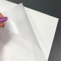 Pellicola oscurante riposizionabile grigia