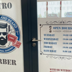 Vetrofania microforata