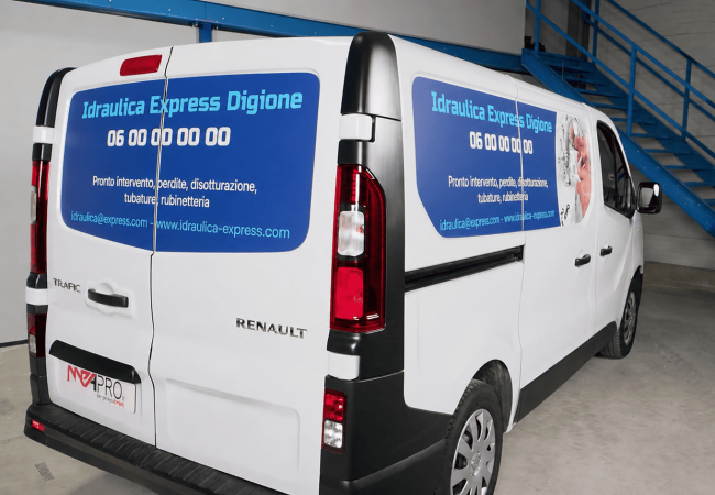 Adesivi per furgoni personalizzati