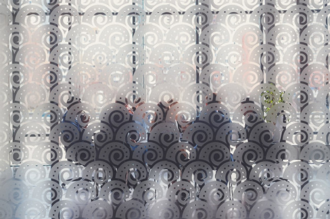 Motivo a onde tumultuose Pellicola per vetri privacy 2
